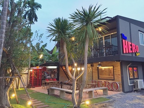 The Hero Cafe'