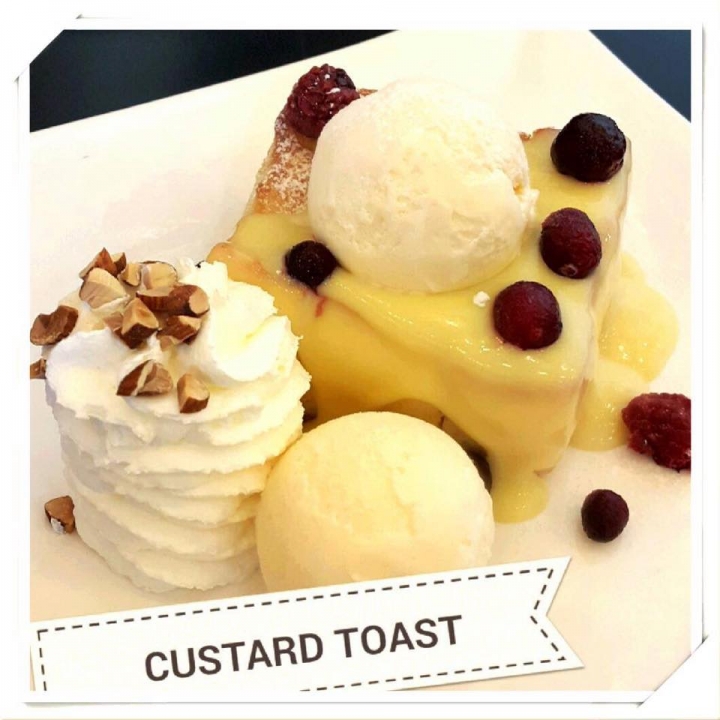 Love Toast
