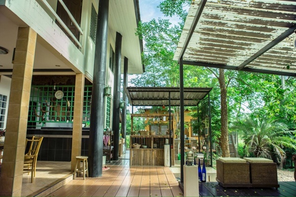 บ้านกลางทุ่งออแกนิกส์โฮมสเตย์ จังหวัดกาญจนบุรี