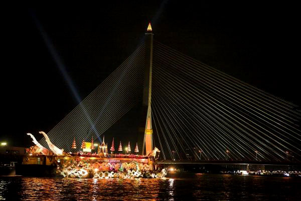 สะพานพระราม 8