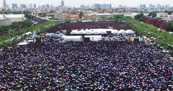 ตัวเลขพสกนิกรร่วมร้องเพลงสรรเสริญพระบารมี ตัวเลขพสกนิกรร่วมร้องเพลงสรรเสริญพระบารมี